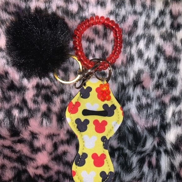 Mickey Mouse Chapstick Holder Keychain Set - Discounted Shipping - Picture 2 of 3